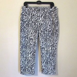 Chico's Capri Zebra Jeans sz 1.5